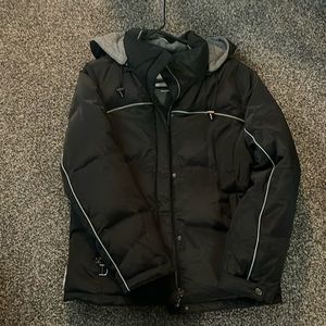 Women puffer jacket with removable hood, worn once, warm